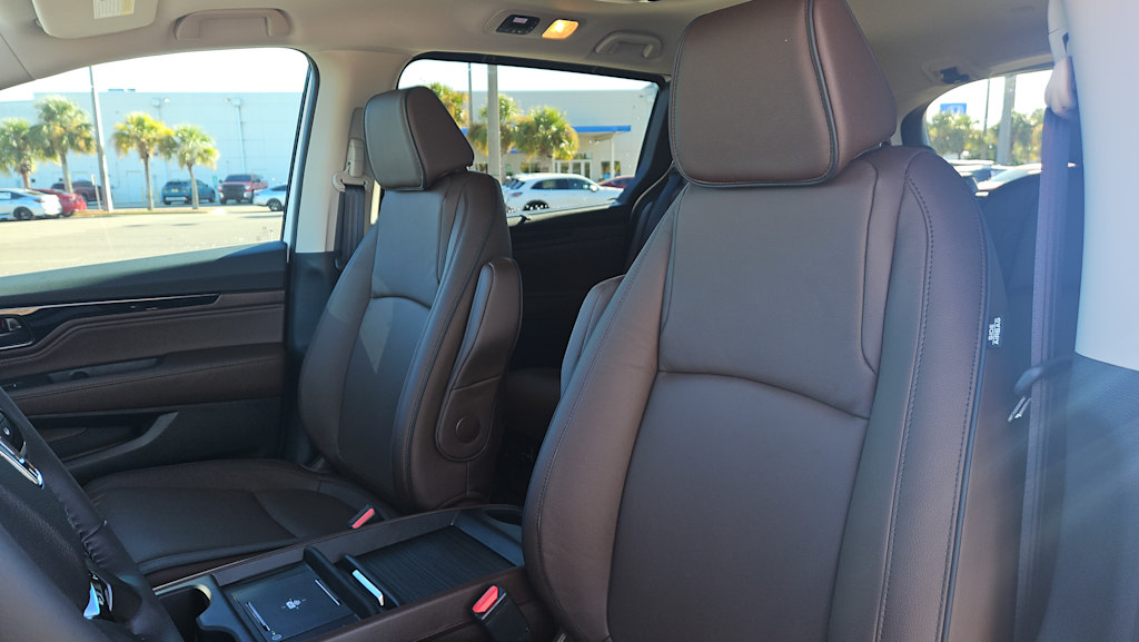 Thumbnail: 2026 Honda Odyssey - 8