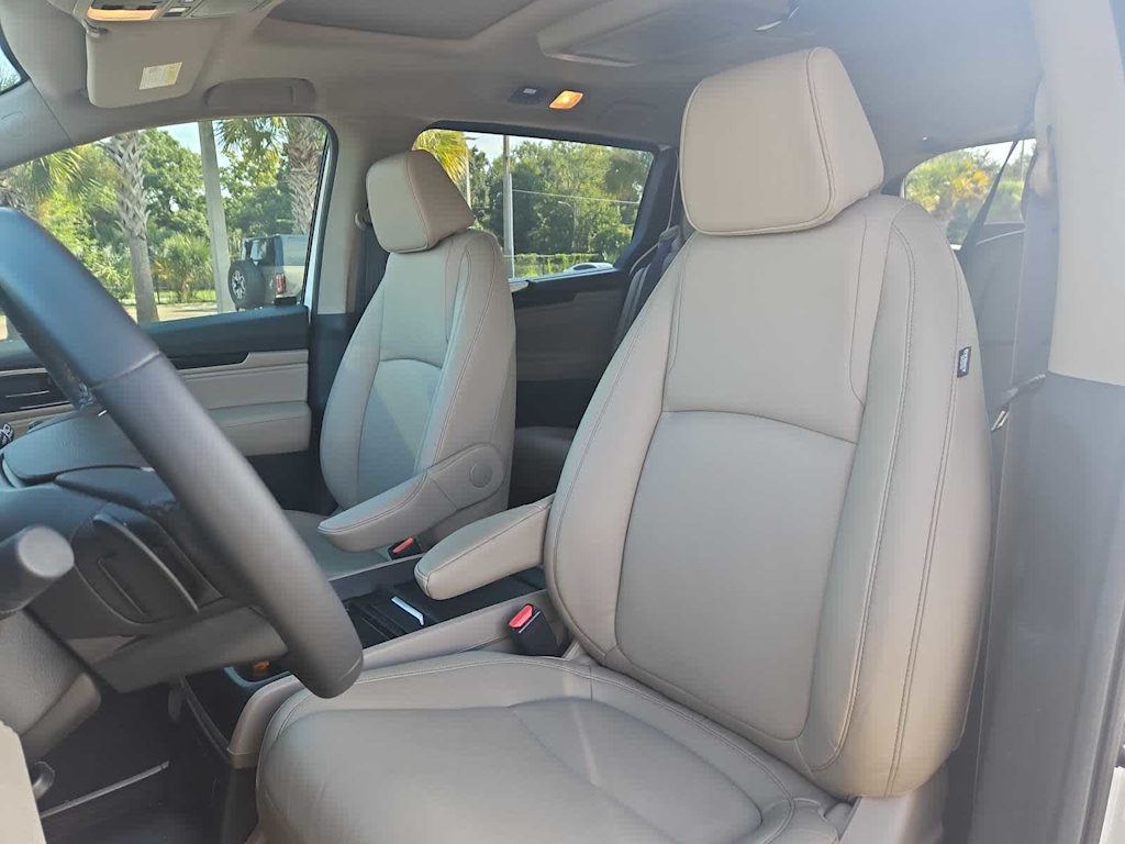 Image of 2023 Honda Odyssey