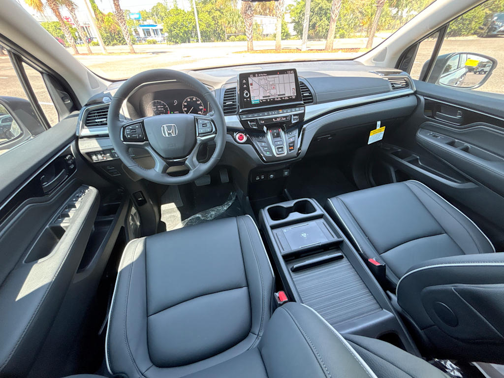 Thumbnail: 2026 Honda Odyssey - 9