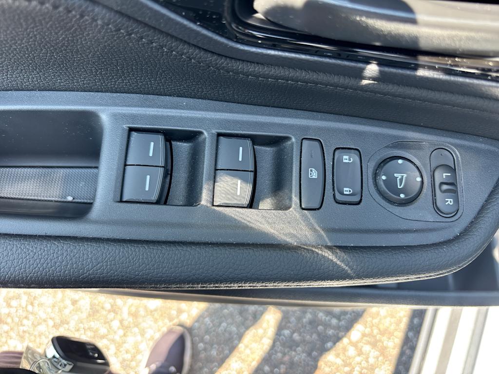 Thumbnail: 2026 Honda Odyssey - 20