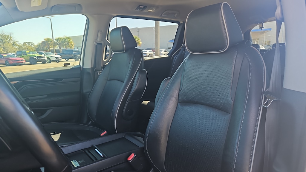 Thumbnail: 2021 Honda Odyssey - 8