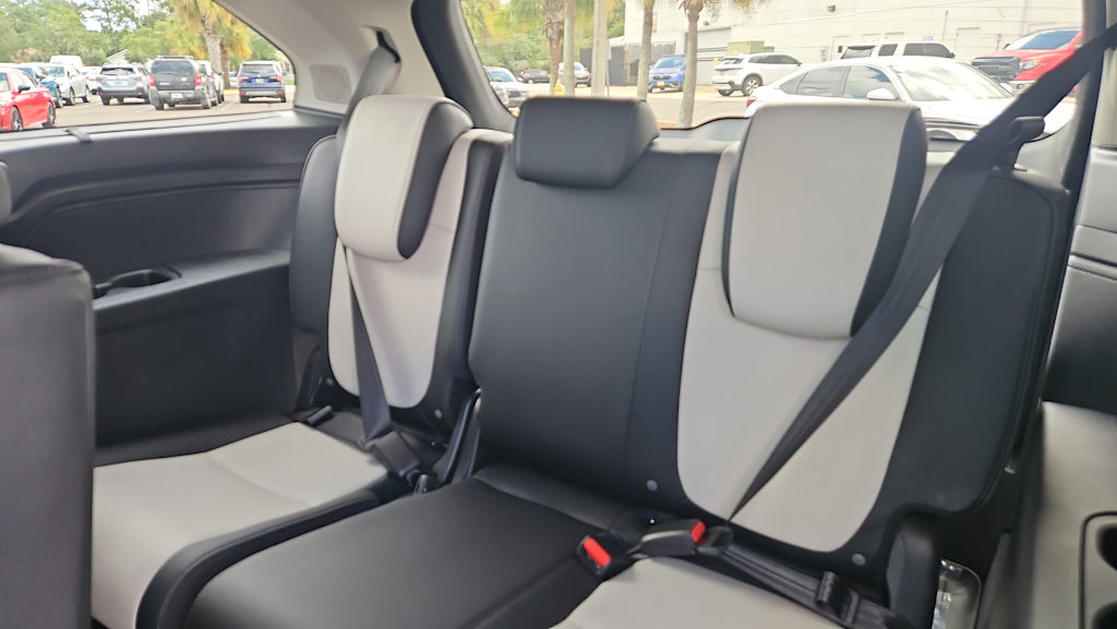 Thumbnail: 2026 Honda Odyssey - 26