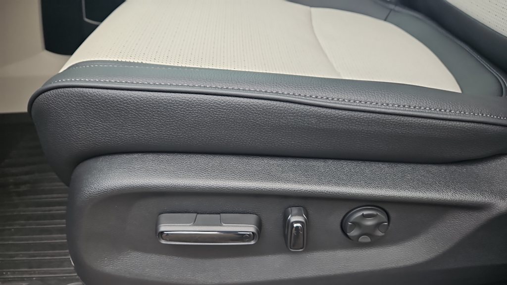 Thumbnail: 2026 Honda Odyssey - 19