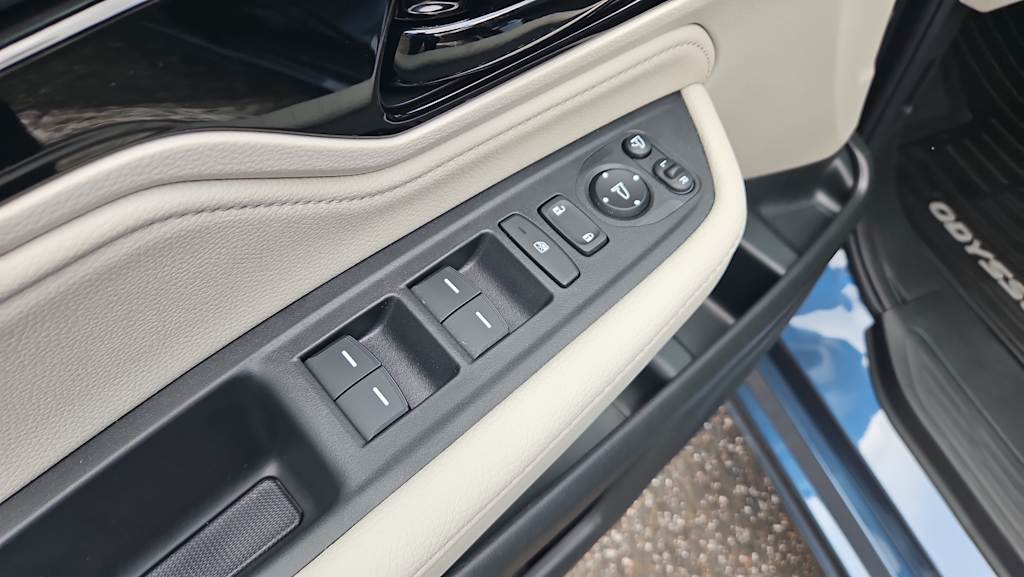 Thumbnail: 2026 Honda Odyssey - 20