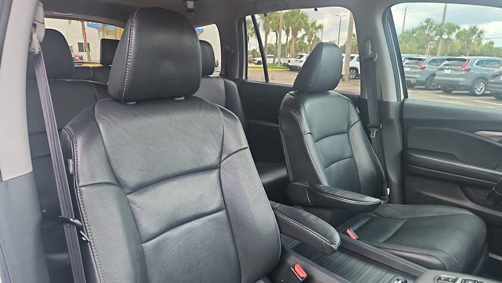 Thumbnail: 2021 Honda Pilot - 9