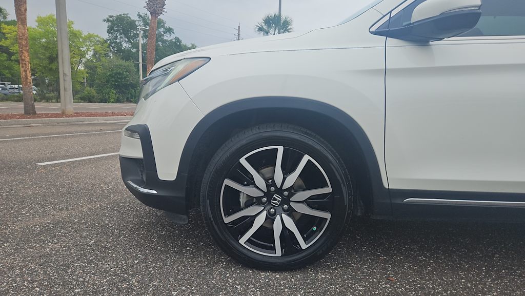 Thumbnail: 2019 Honda Pilot - 6