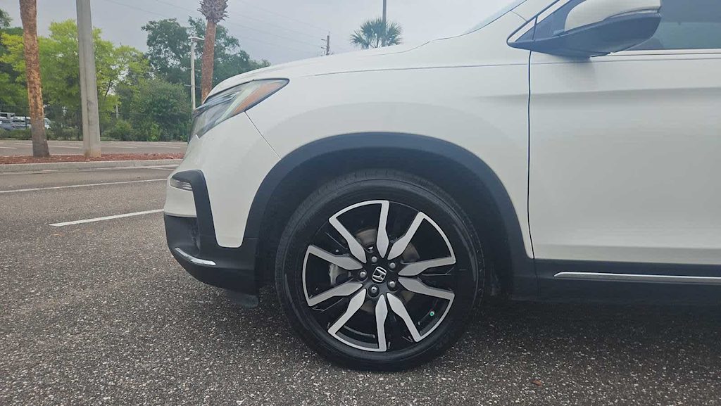Thumbnail: 2019 Honda Pilot - 6