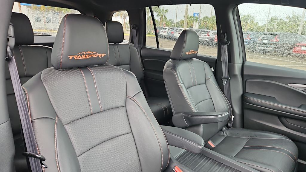 Thumbnail: 2023 Honda Passport - 10