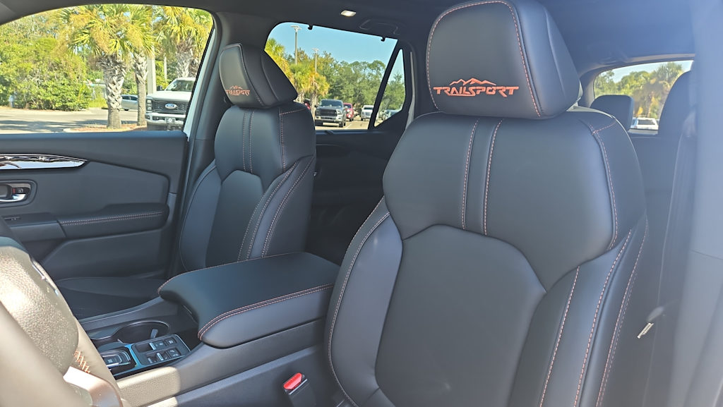 Thumbnail: 2025 Honda Pilot - 10