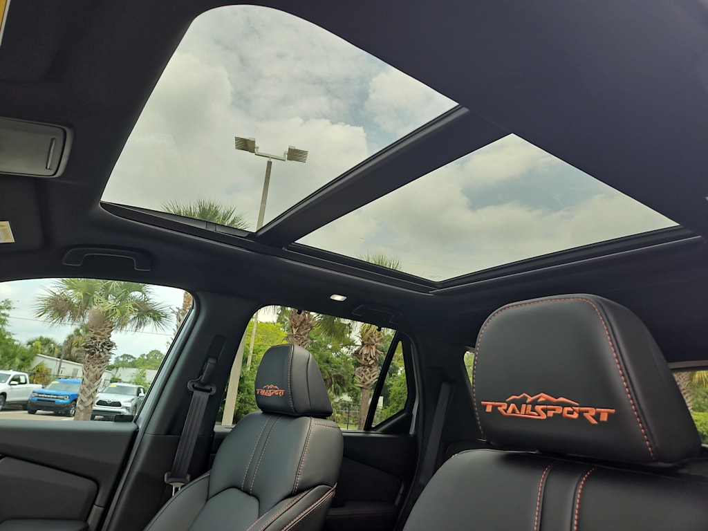 Thumbnail: 2025 Honda Pilot - 22