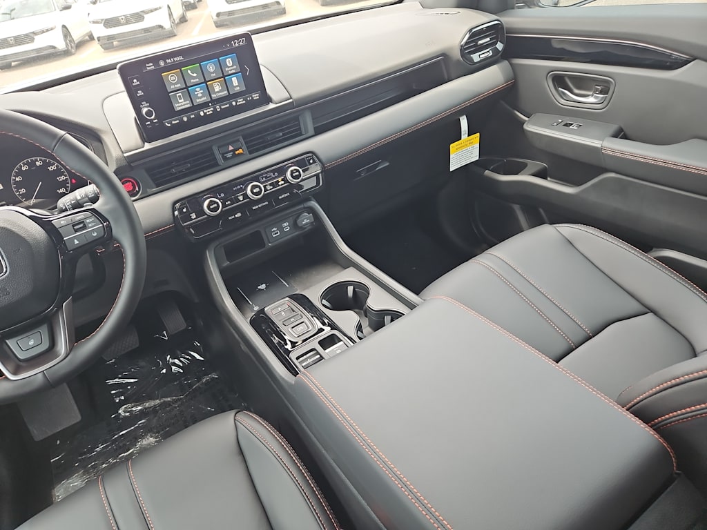 Thumbnail: 2025 Honda Pilot - 7