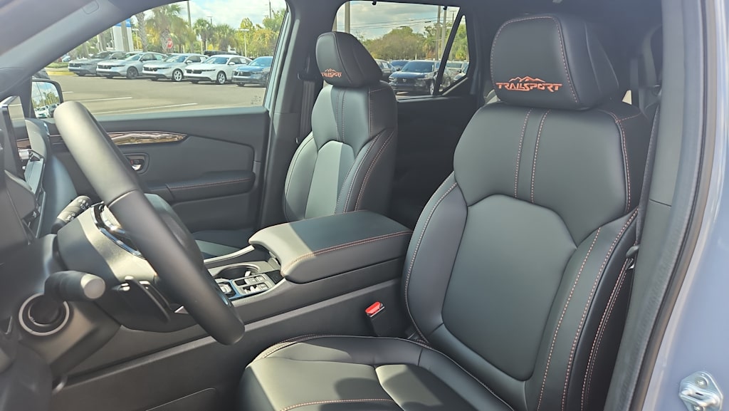 Thumbnail: 2025 Honda Pilot - 8