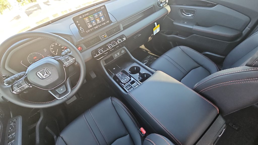 Thumbnail: 2025 Honda Pilot - 7