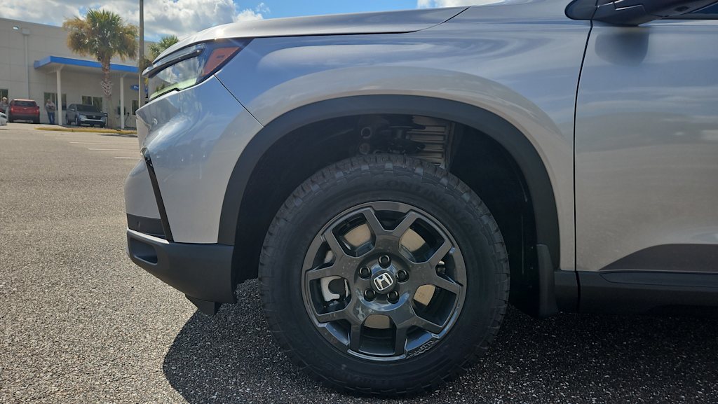 Thumbnail: 2025 Honda Pilot - 5