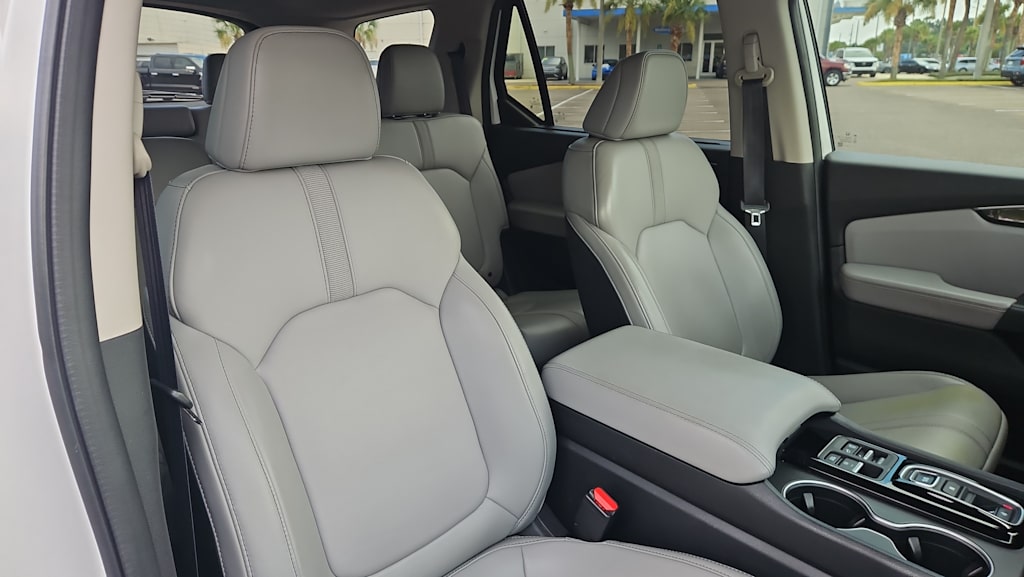 Thumbnail: 2023 Honda Pilot - 10