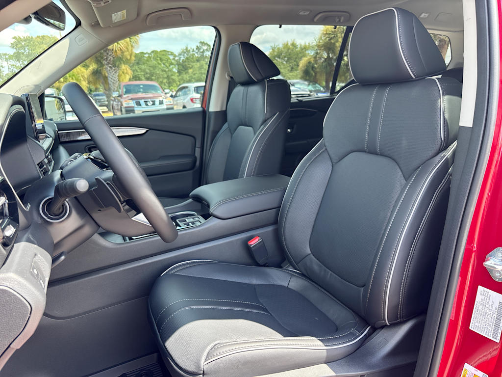 Thumbnail: 2025 Honda Pilot - 10