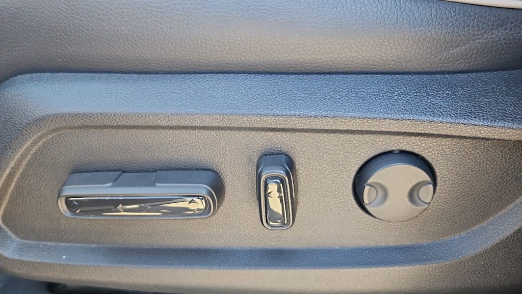 Thumbnail: 2023 Honda Pilot - 21