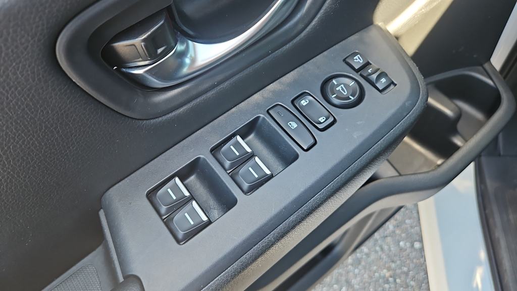 Thumbnail: 2023 Honda Pilot - 22