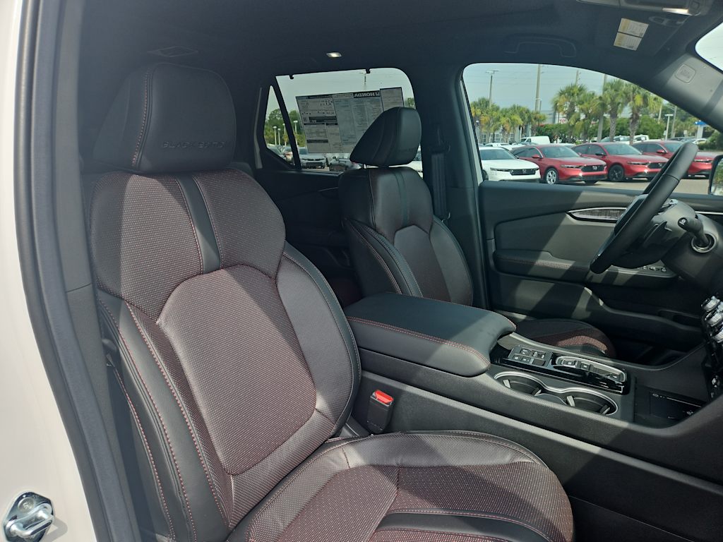 Thumbnail: 2025 Honda Pilot - 11