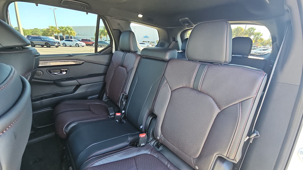 Thumbnail: 2025 Honda Pilot - 25