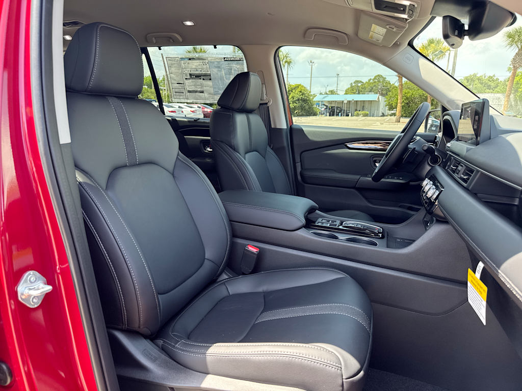Thumbnail: 2026 Honda Pilot - 9