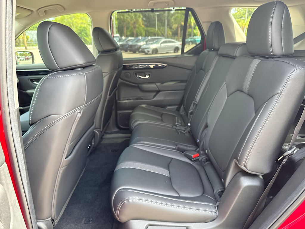Thumbnail: 2026 Honda Pilot - 12