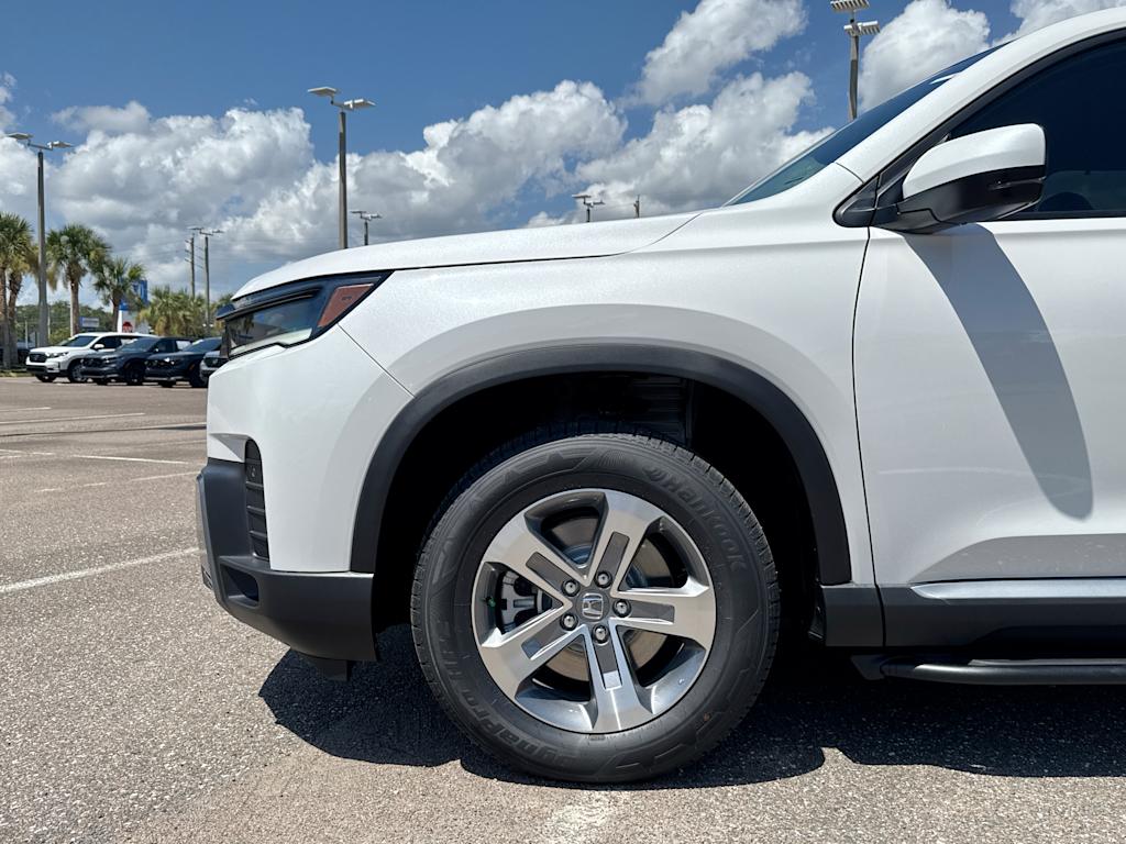 Thumbnail: 2026 Honda Pilot - 5