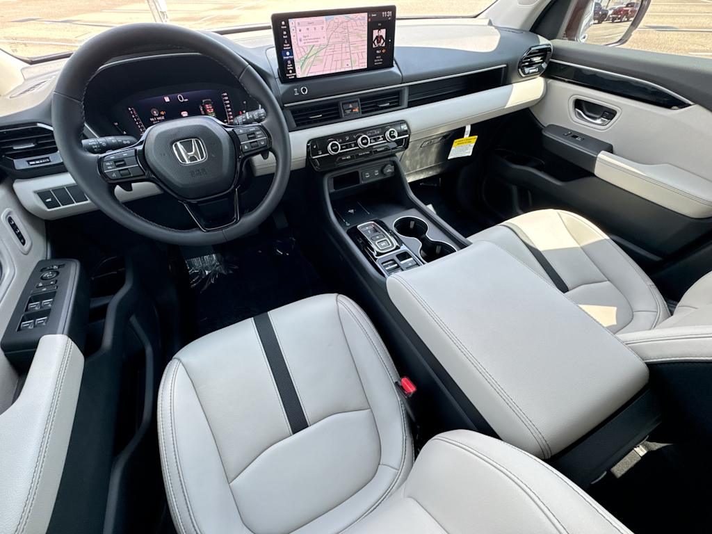 Thumbnail: 2026 Honda Pilot - 8