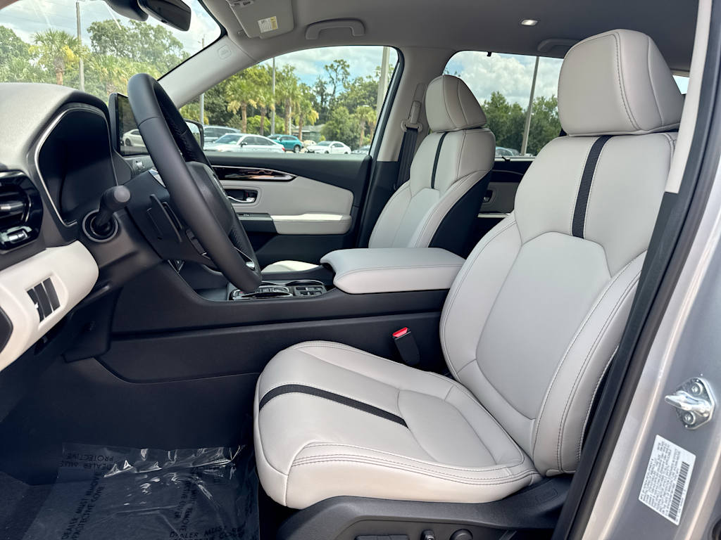 Thumbnail: 2026 Honda Pilot - 10