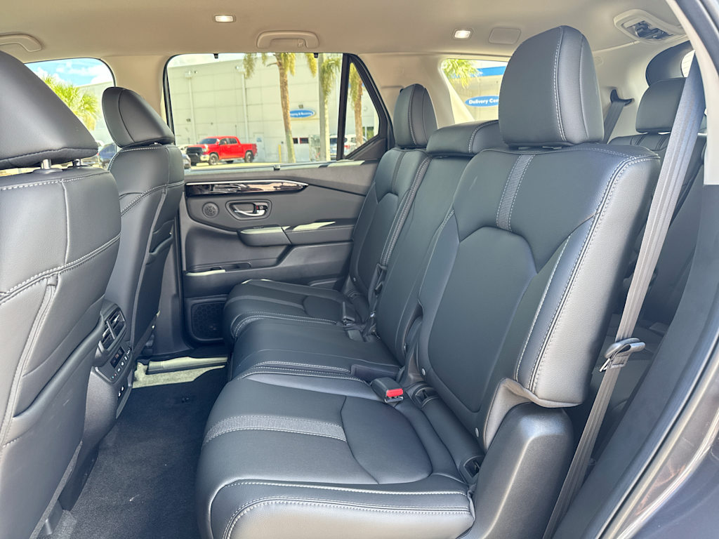 Thumbnail: 2026 Honda Pilot - 12