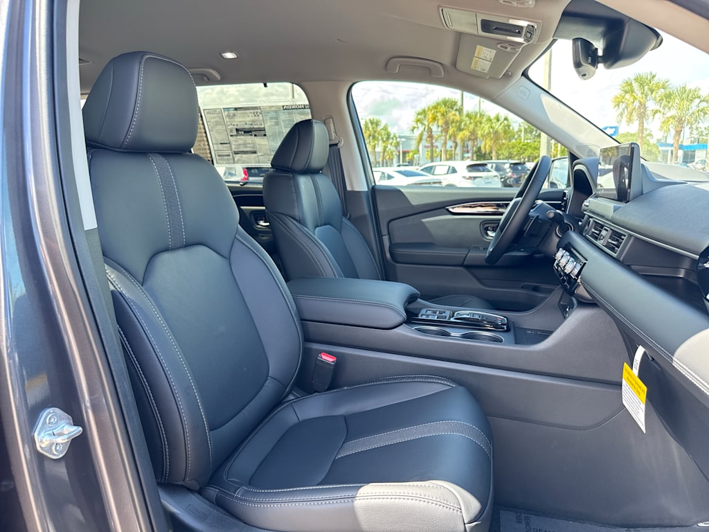 Thumbnail: 2026 Honda Pilot - 11