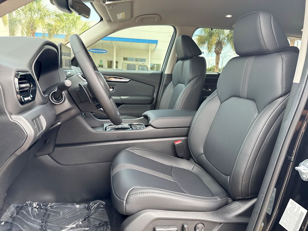 Thumbnail: 2026 Honda Pilot - 9