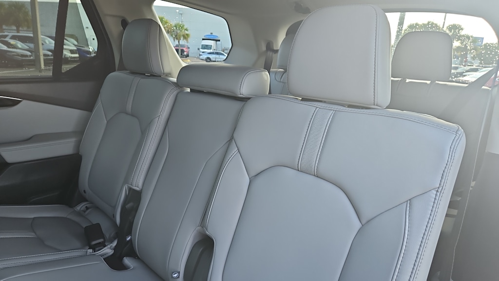 Thumbnail: 2025 Honda Pilot - 10