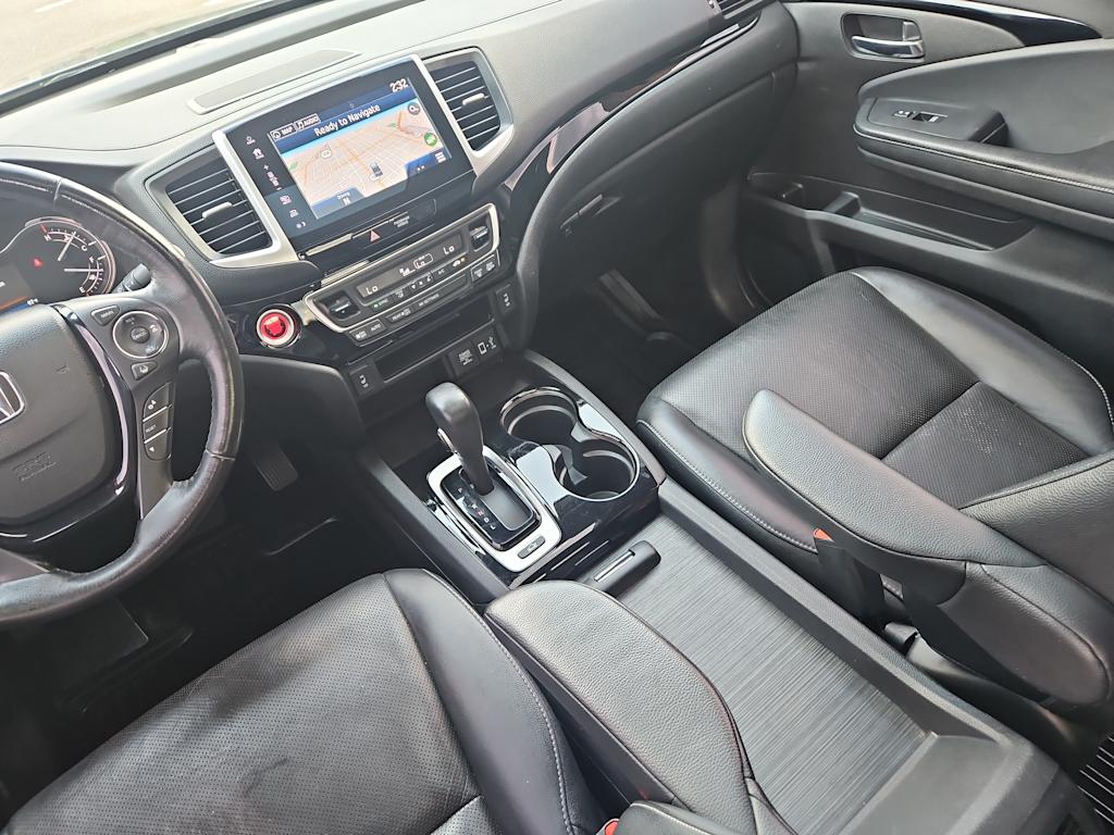 Thumbnail: 2017 Honda Ridgeline - 7