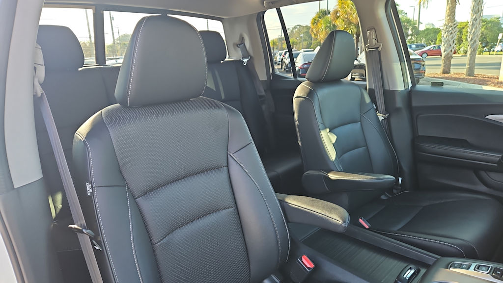 Thumbnail: 2023 Honda Ridgeline - 9