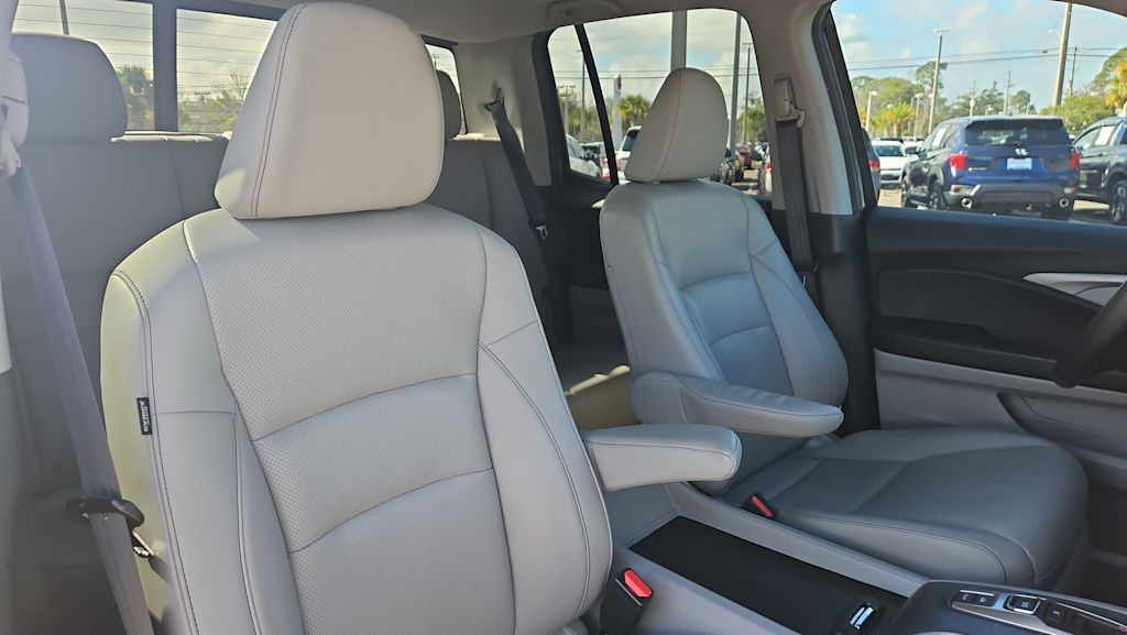 Thumbnail: 2023 Honda Ridgeline - 11