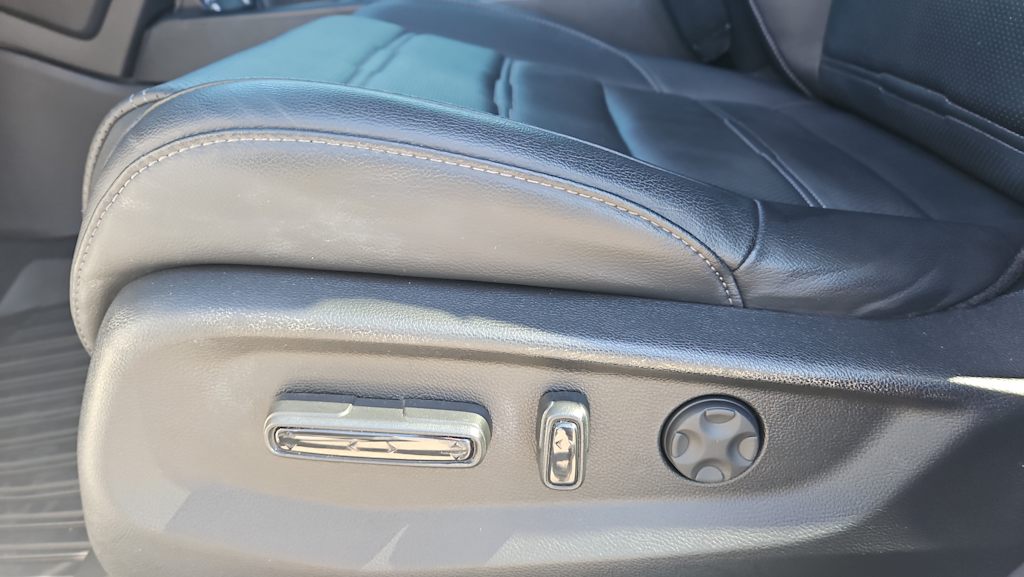 Thumbnail: 2021 Honda CR-V - 20