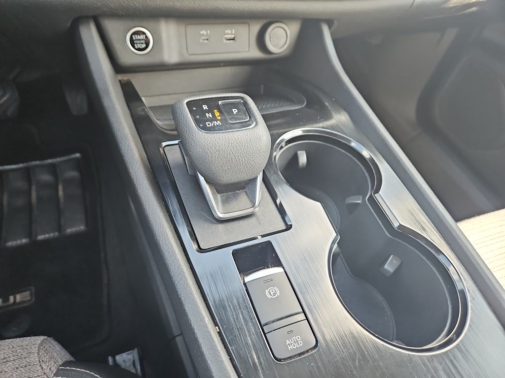 2023 Nissan Rogue SV 12