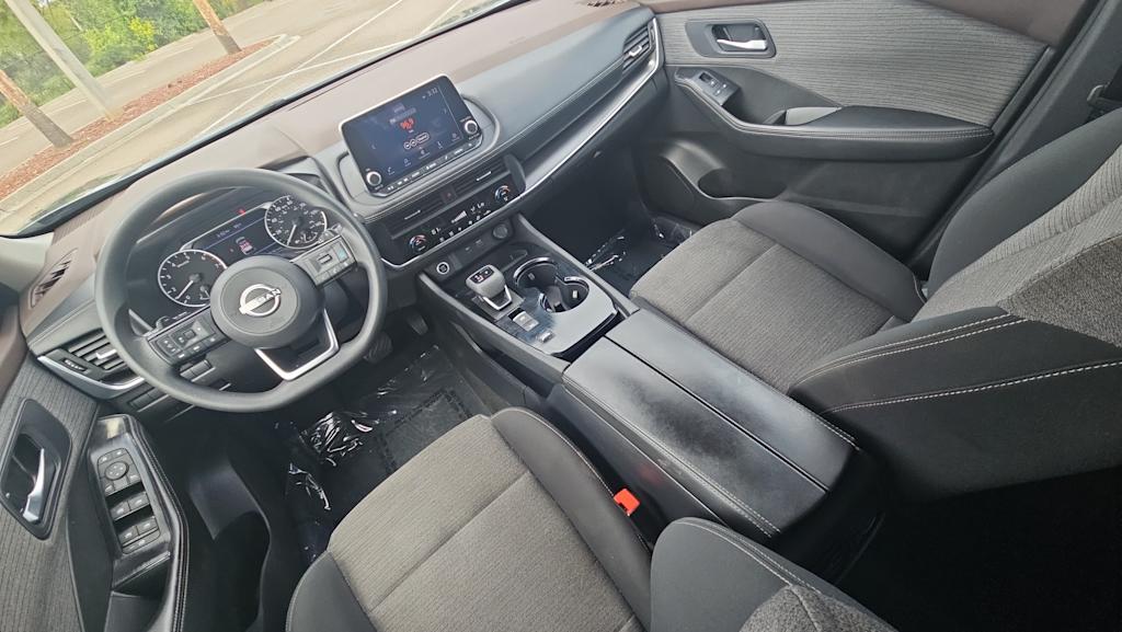 Thumbnail: 2023 Nissan Rogue - 9