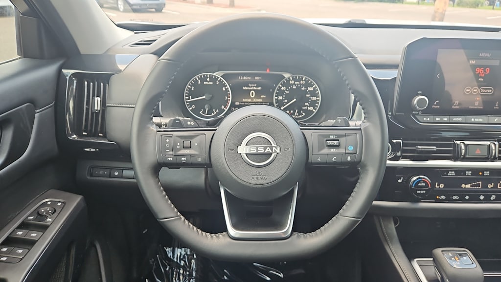 Thumbnail: 2023 Nissan Pathfinder - 2
