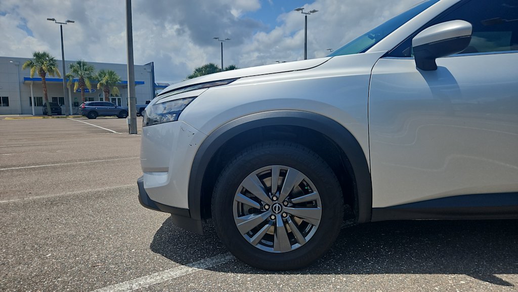 Thumbnail: 2023 Nissan Pathfinder - 6