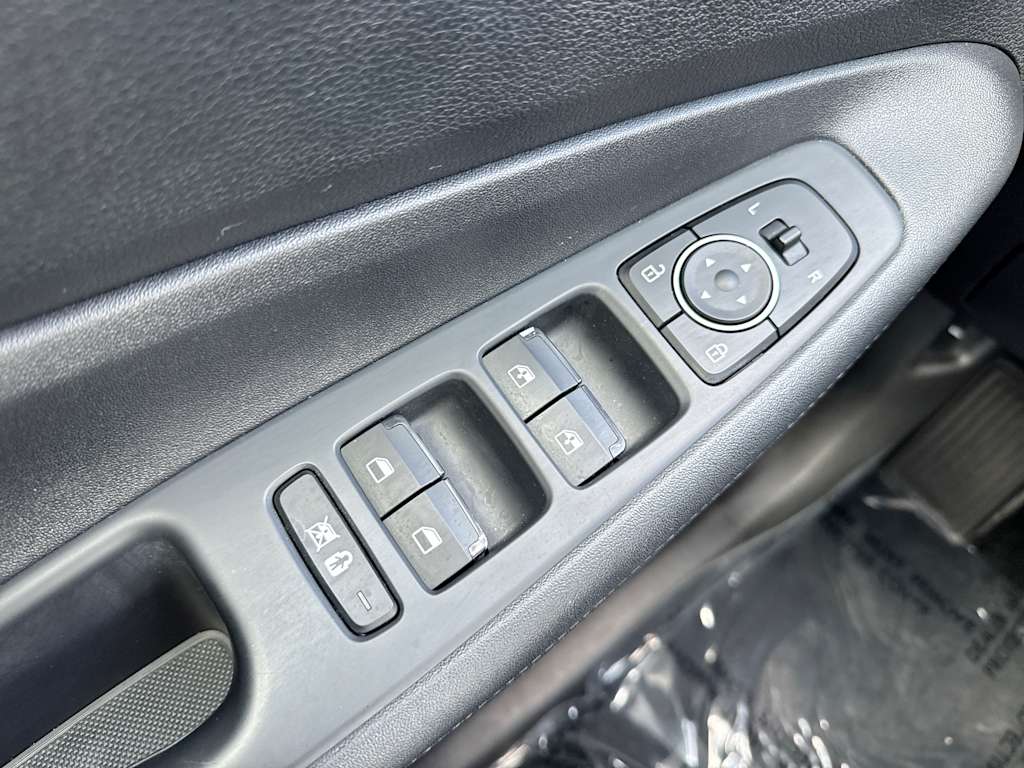 Thumbnail: 2019 Hyundai Santa Fe - 22