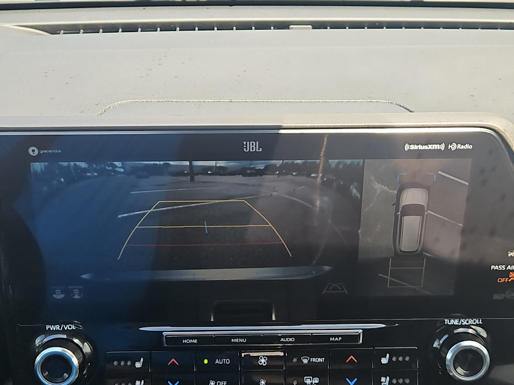 Thumbnail: 2020 Toyota Highlander - 26