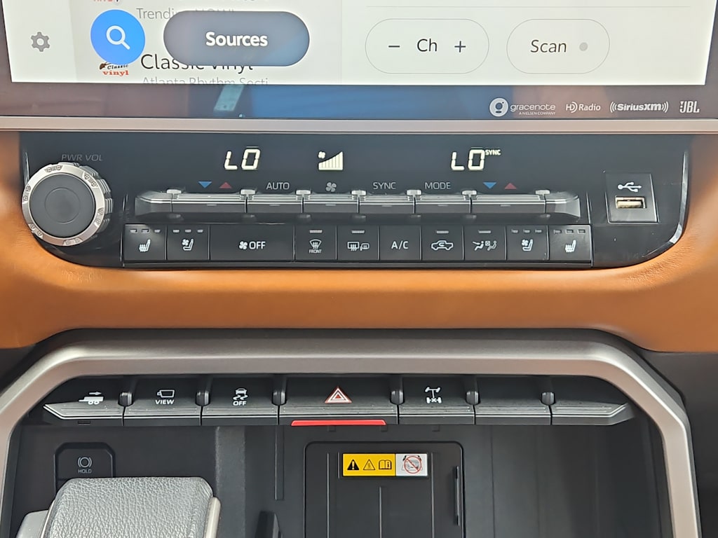 Thumbnail: 2024 Toyota Tundra - 25