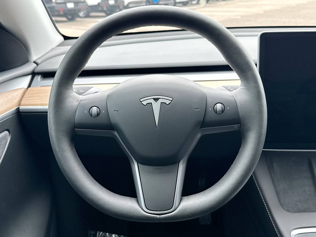 Thumbnail: 2025 Tesla Model Y - 2