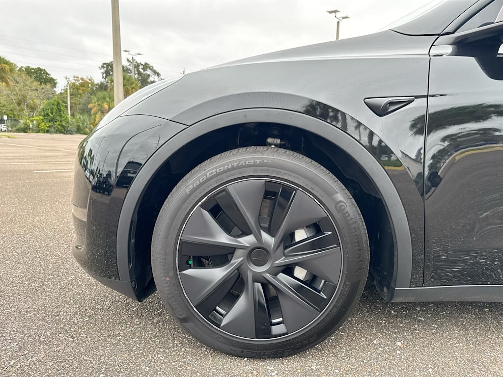 Thumbnail: 2025 Tesla Model Y - 6