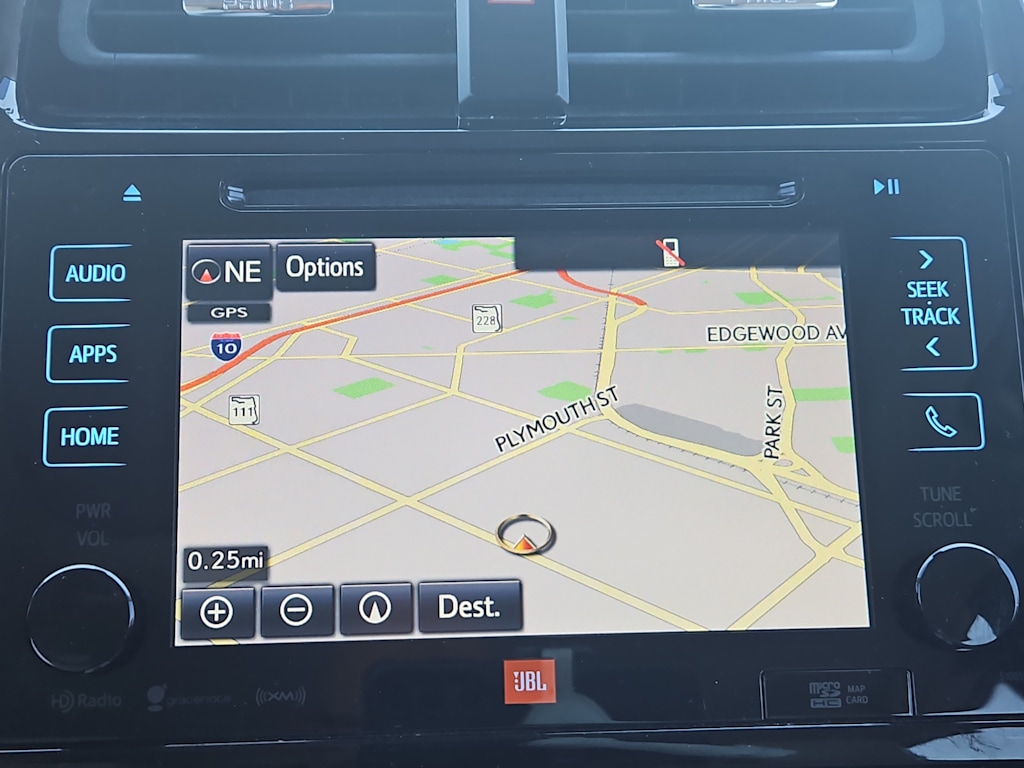 2017 Toyota Prius Four 23