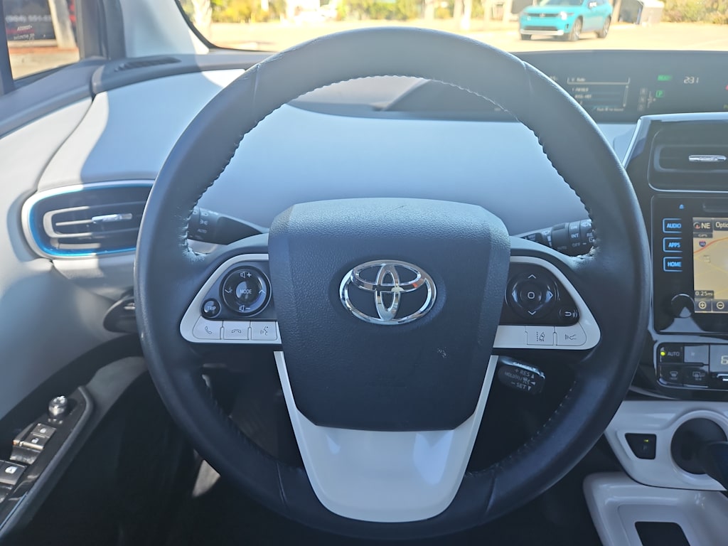 2017 Toyota Prius Four 2