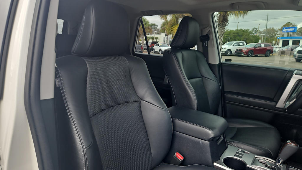 Thumbnail: 2023 Toyota 4Runner - 9