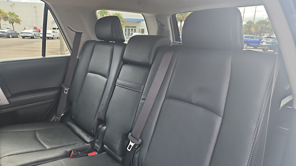 Thumbnail: 2023 Toyota 4Runner - 10